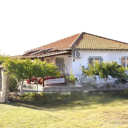 Amarantos Beautiful Garden House 別荘 *